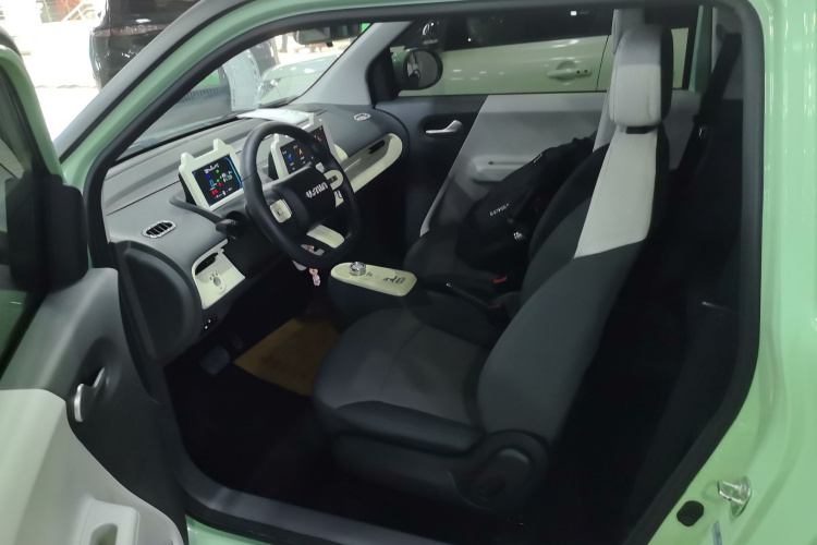 长安启源 长安Lumin 2022款 210km 香甜款中控内饰19