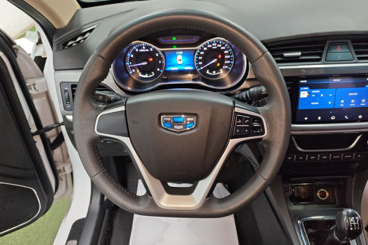 吉利汽车 帝豪 2017款 三厢百万款 1.5L 手动向上互联版中控内饰13