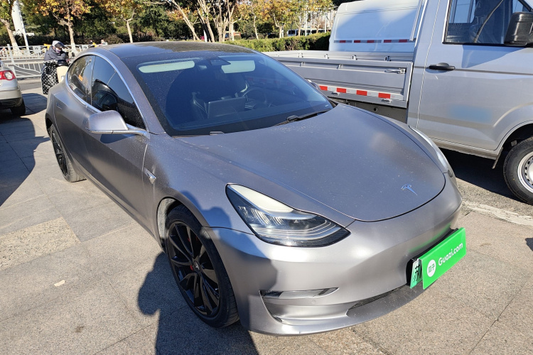特斯拉 Model 3 2020款 改款 长续航后轮驱动版车身外观3