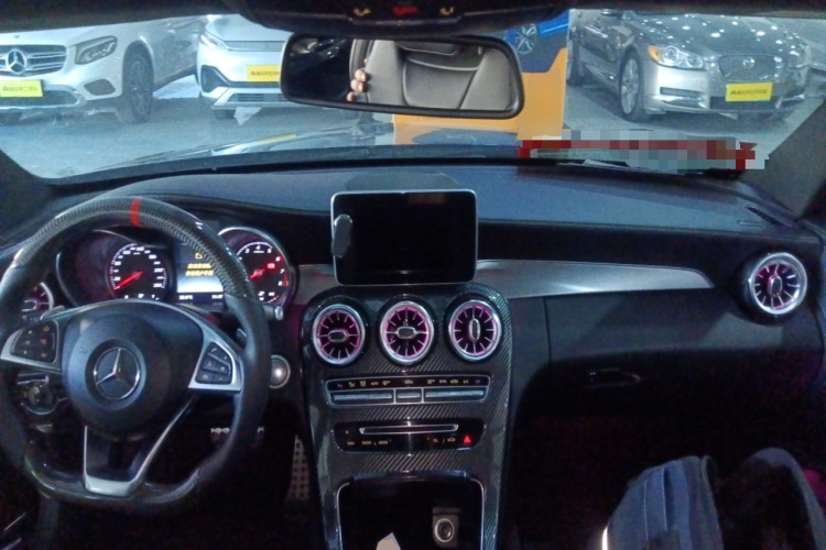 奔驰C级(进口) 2018款 C 200 轿跑车中控内饰12