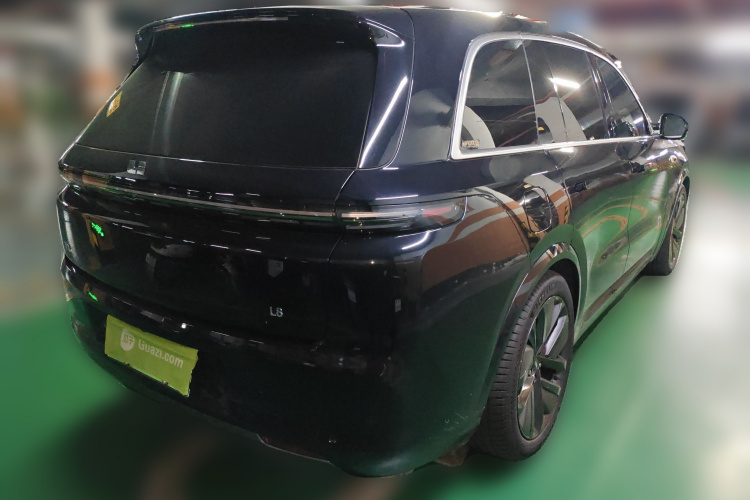 理想汽车 理想L8 2024款 Ultra车身外观7