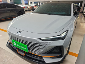 长安UNI-V 2022款 1.5T 运动版