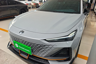 长安UNI-V 2022款 1.5T 运动版