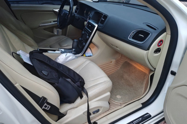 沃尔沃S60(进口) 2012款 1.6T DRIVe 舒适版局部细节9005