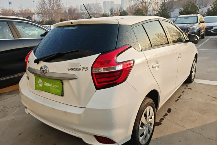 丰田 威驰FS 2017款 1.5L CVT锋驰版车身外观7