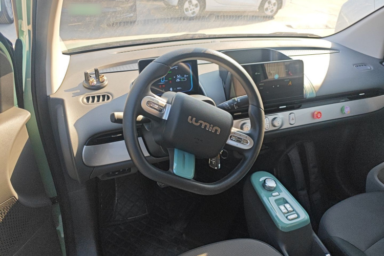 长安启源 长安Lumin 2023款 205km 香沁款中控内饰13