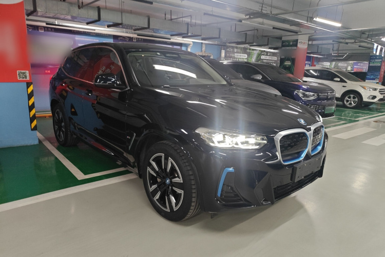 宝马iX3 2022款 领先型车身外观6002