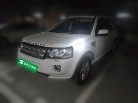 路虎 神行者2 2014款 2.0T Si4 SE汽油版