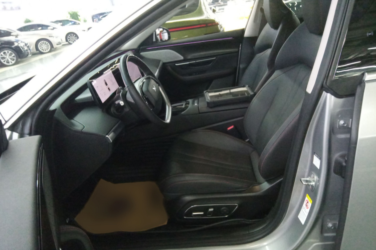 小鹏P7 2022款 625E局部细节19