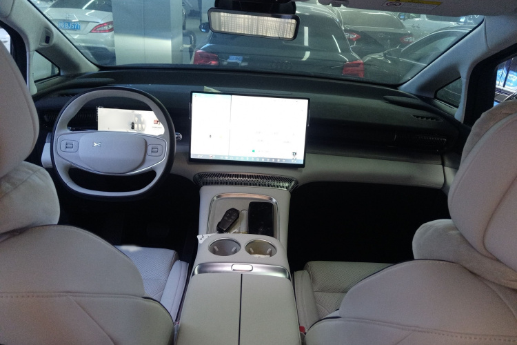 小鹏X9 2024款 640四驱高性能Max局部细节16