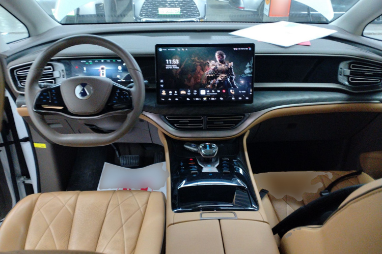 腾势D9 2022款 DM-i 1040 尊贵型中控内饰12