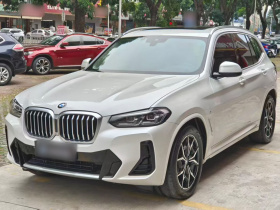 宝马X3 2022款 改款 xDrive25i M运动套装