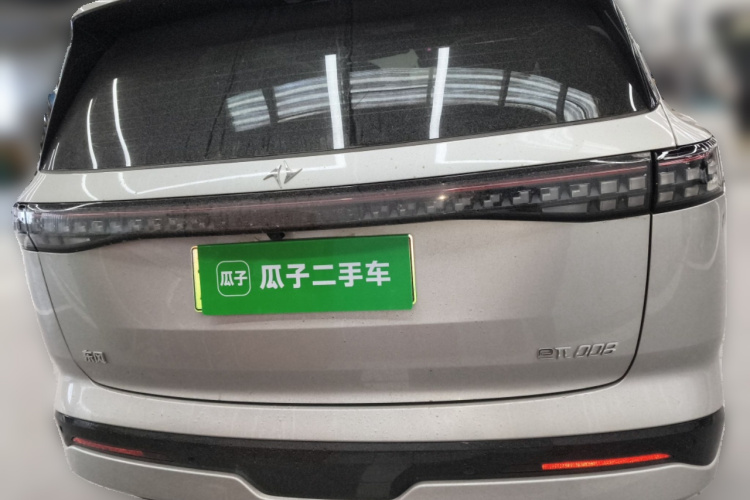 东风奕派 eπ008 2025款 636Ultra纯电版 5座车身外观6