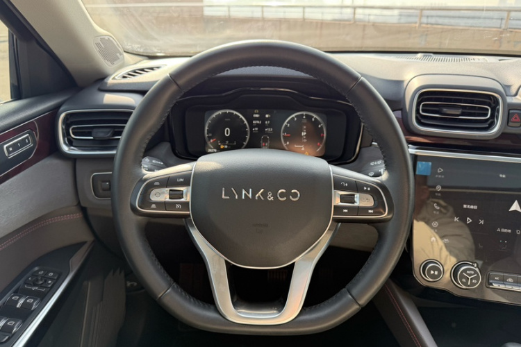 领克02 2019款 高能版 2.0T 自动两驱耀Pro版 国VI局部细节13