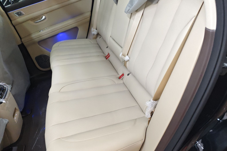 鸿蒙智行 问界M7 2024款 1.5T 智驾后驱Pro版 5座中控内饰21