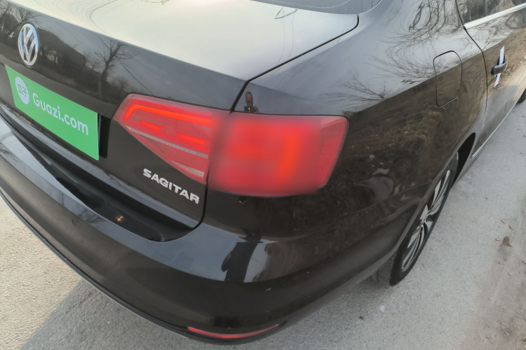 大众 速腾 2017款 1.6L 手动舒适型车身外观6006