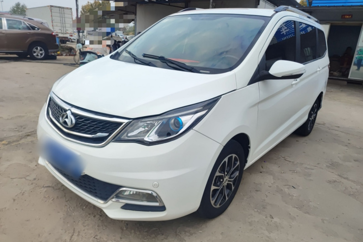 长安凯程 长安欧尚A600 2017款 1.5L 手动豪华型车身外观1