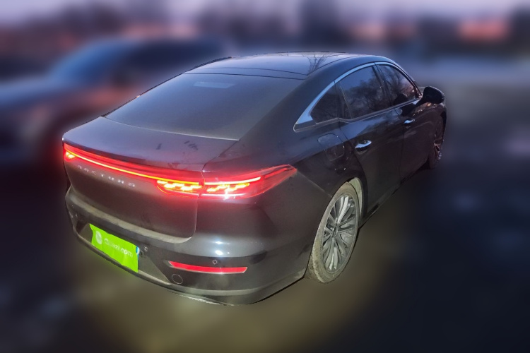 奔腾B70 2024款 龙腾版 1.5T 领创型车身外观6005