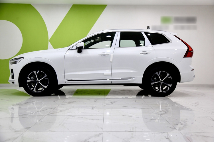 沃尔沃XC60 2026款 B5 四驱智逸豪华版车身外观6002