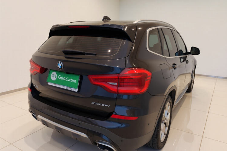 宝马X3 2021款 改款 xDrive28i 豪华套装车身外观7