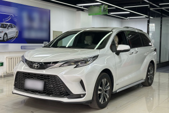 丰田 格瑞维亚 2024款 2.5L混动 尊贵PLUS版