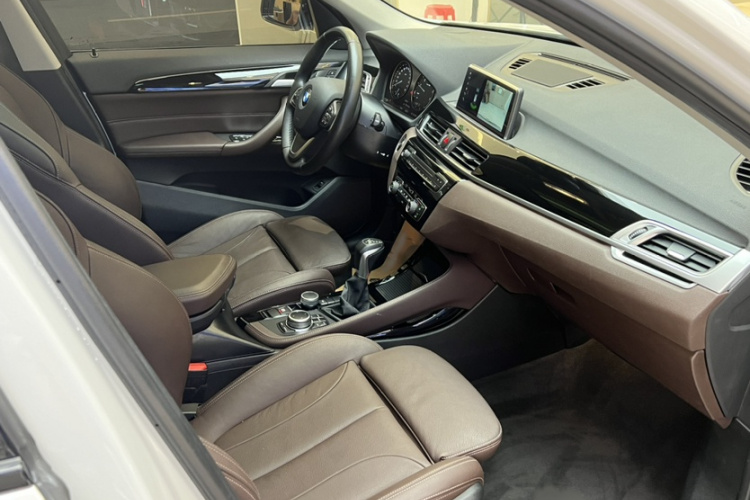 宝马X1 2019款 xDrive20Li 尊享型局部细节41