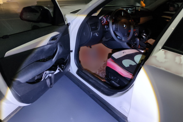 宝马X1 2013款 sDrive18i 时尚型中控内饰7003