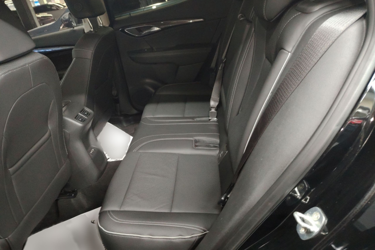 别克 2022款 改款 昂科威S 552T 两驱豪华型中控内饰7004