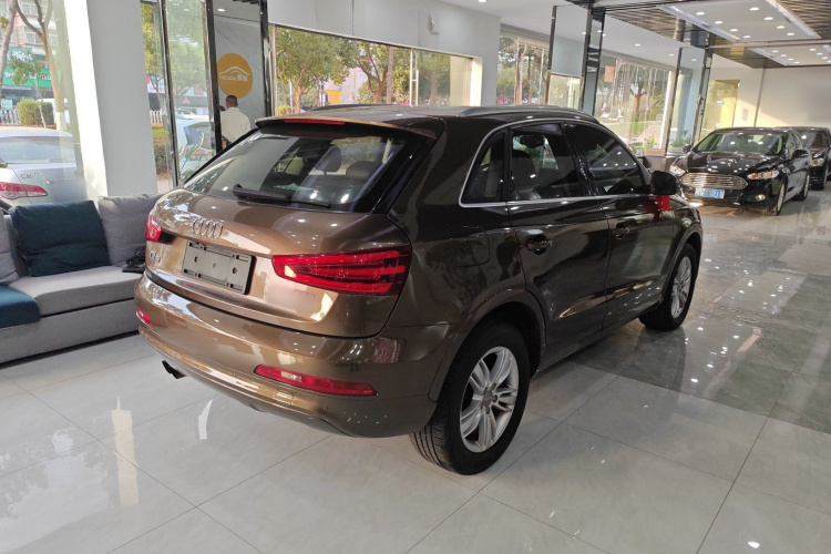 奥迪Q3 2015款 35 TFSI quattro 技术型车身外观7