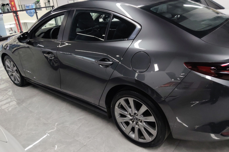 马自达3 昂克赛拉 2023款 2.0L 自动质雅版车身外观4