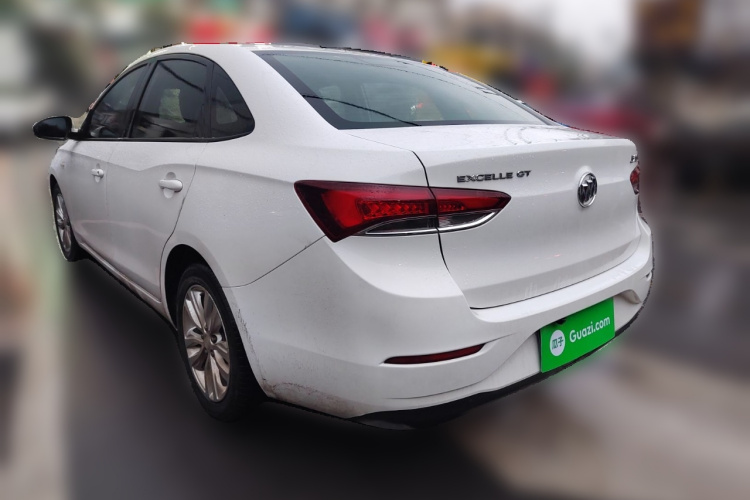 别克 英朗 2021款 典范 1.5L 自动进取型车身外观5