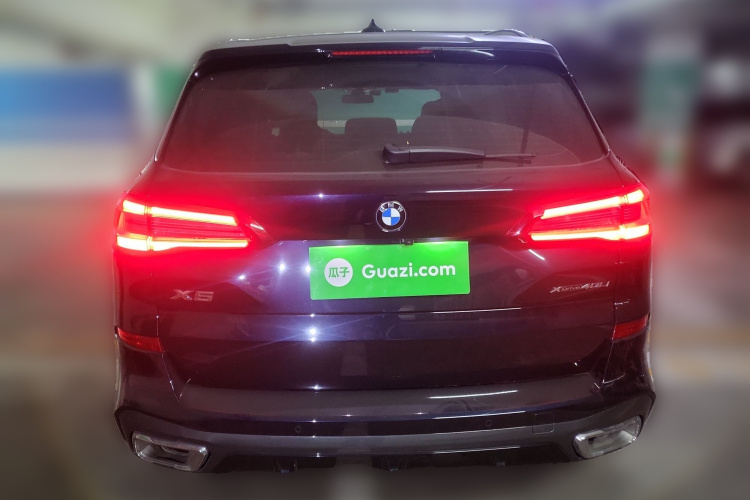 宝马X5 2022款 xDrive 30Li 尊享型M运动套装车身外观6