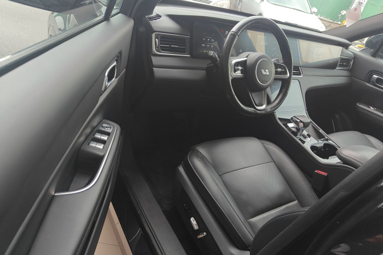 理想汽车 理想ONE 2021款 增程6座版中控内饰20