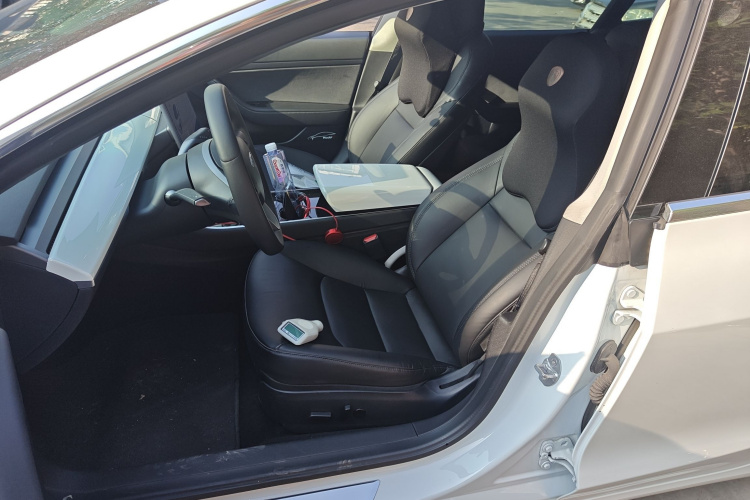 特斯拉 Model 3 2020款 标准续航后驱升级版局部细节19