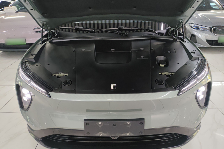 蔚来ES6 2023款 75kWh机舱底盘24