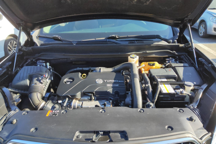 别克 昂科威 2019款 20T 两驱豪华型 国V机舱底盘24