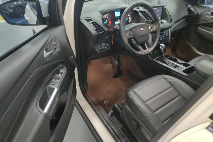 福特 翼虎 2019款 EcoBoost 180 两驱铂翼型 国VI中控内饰20