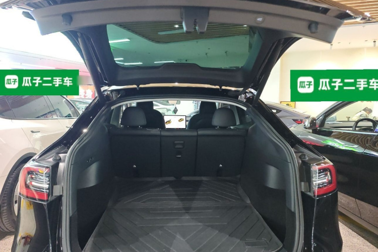 特斯拉 Model Y 2022款 改款 后轮驱动版局部细节23