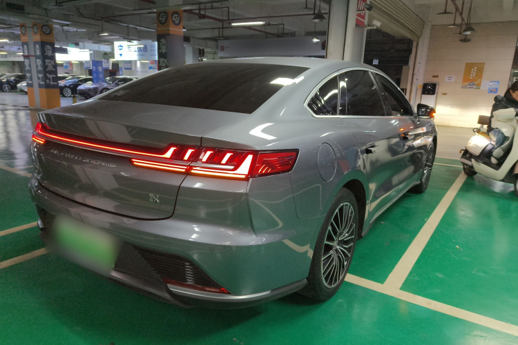 比亚迪 汉 2020款 EV 超长续航版豪华型车身外观6005