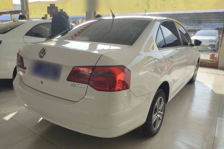 大众 捷达 2015款 质惠版 1.4L 手动时尚型车身外观7