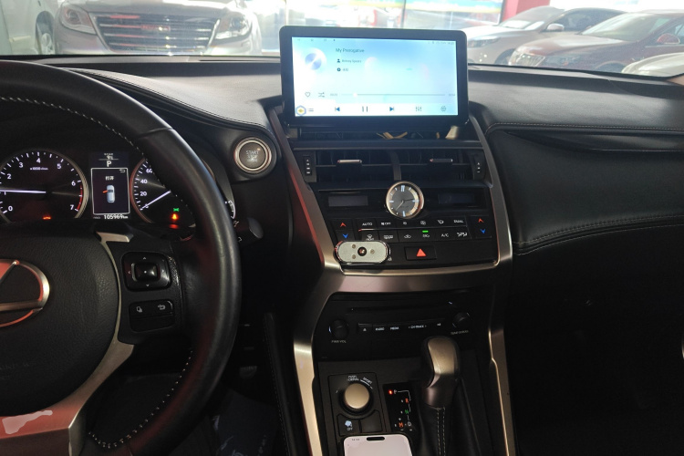 雷克萨斯NX 2015款 200 前驱 锋行版中控内饰7002