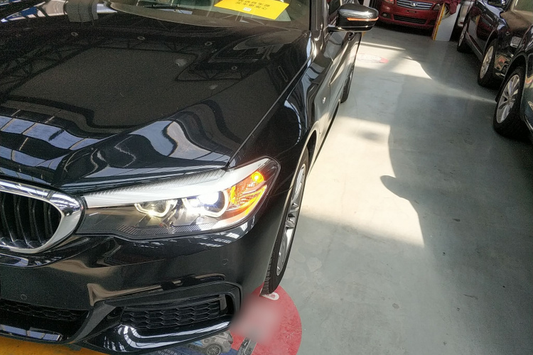 宝马5系 2019款 525Li M运动套装局部细节36