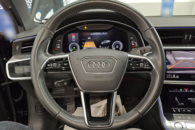 奥迪A6L新能源 2020款 55 TFSI e quattro中控内饰13