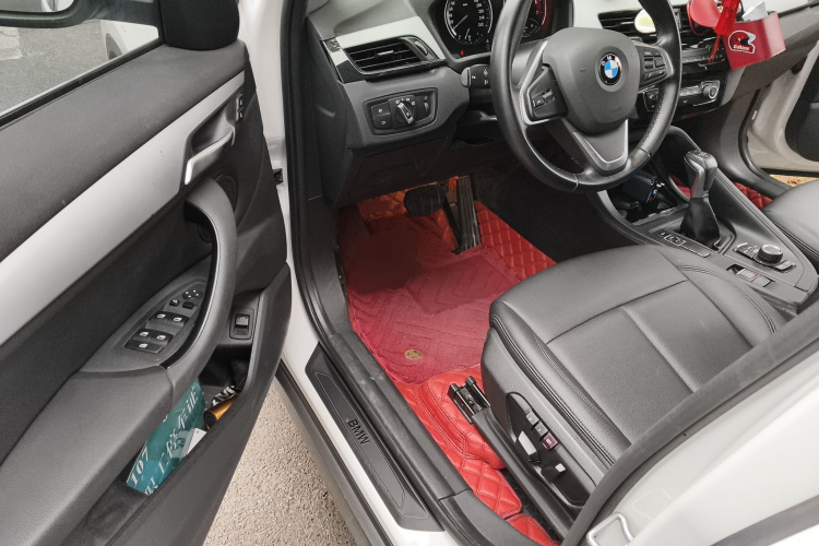 宝马X1 2018款 sDrive20Li 领先型中控内饰7003