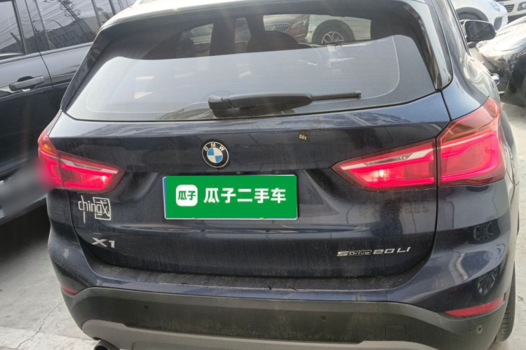 宝马X1 2019款 sDrive20Li 领先型车身外观6004