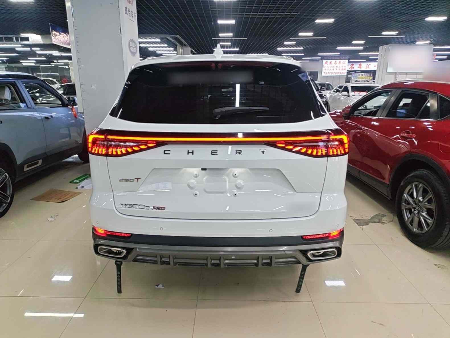奇瑞 瑞虎8 PRO 2022款 290T 两驱浩瀚版 7座(4)