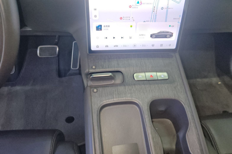 蔚来ET7 2022款 100kWh 首发版局部细节18