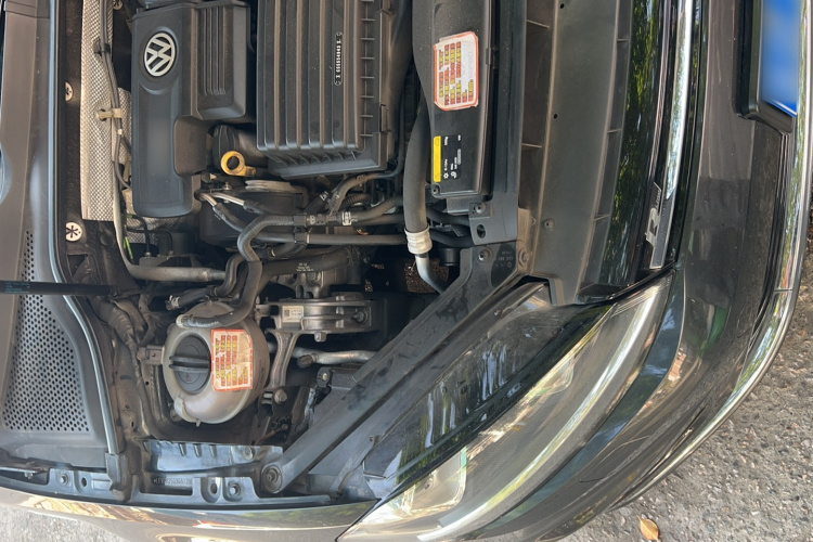 大众 高尔夫 2016款 1.4TSI 自动R-Line局部细节9006