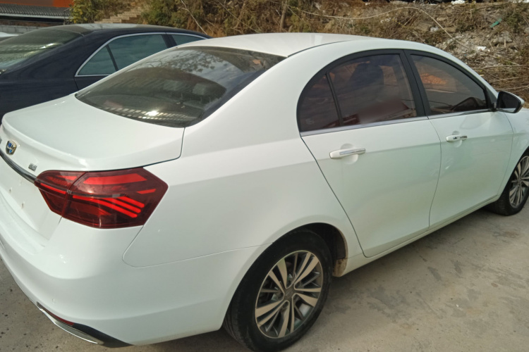 吉利汽车 帝豪 2018款 1.5L CVT向上互联版车身外观7