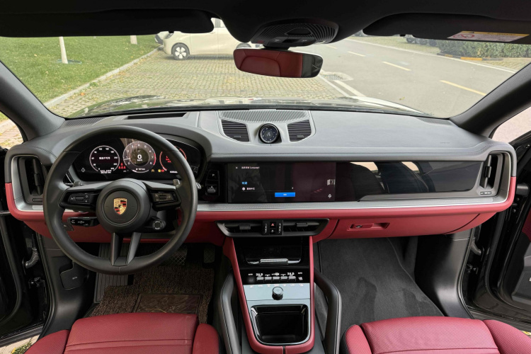 保时捷 2024款 Cayenne 3.0T中控内饰7003